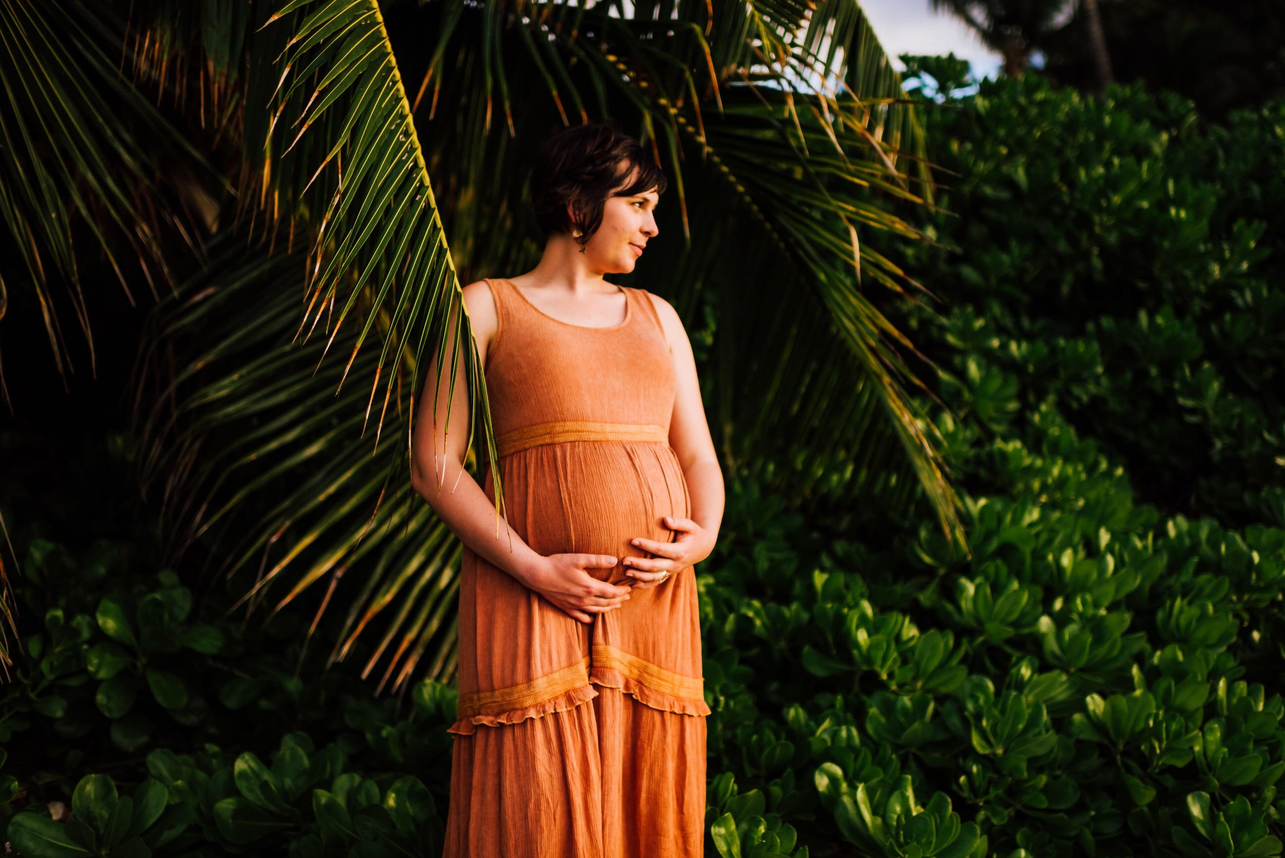 Big-Island-Photographer-Maternity-Babymoon-Hawaii-15.jpg