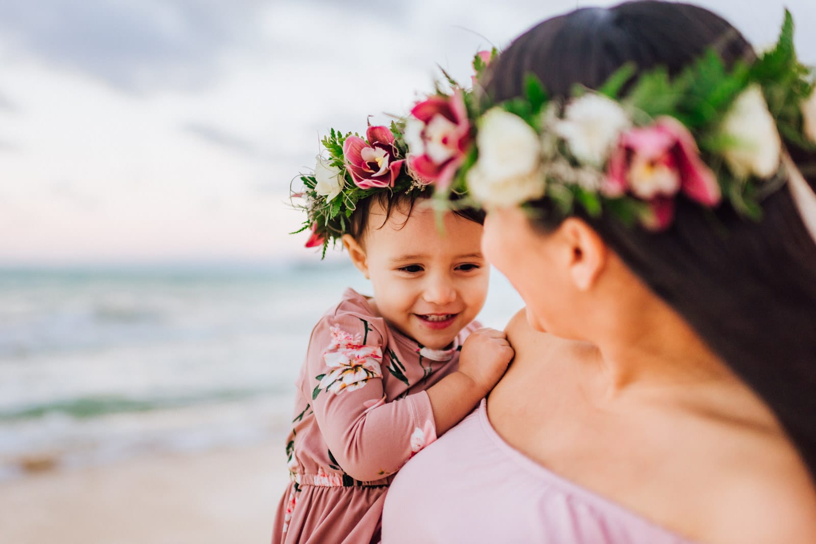 Oahu-Maternity-Photographer-Love-Haku-Flower-Crown-Water-21.jpg