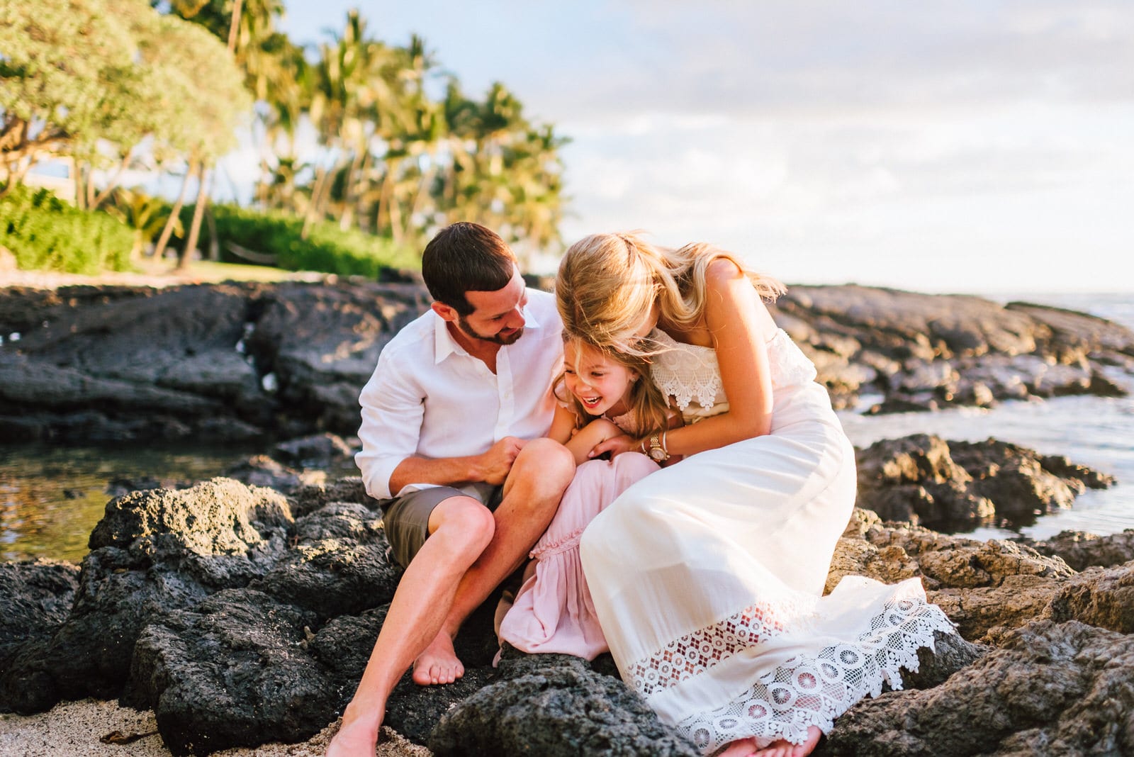 hawaii-family-photographer-beach-lava-rock-21.jpg
