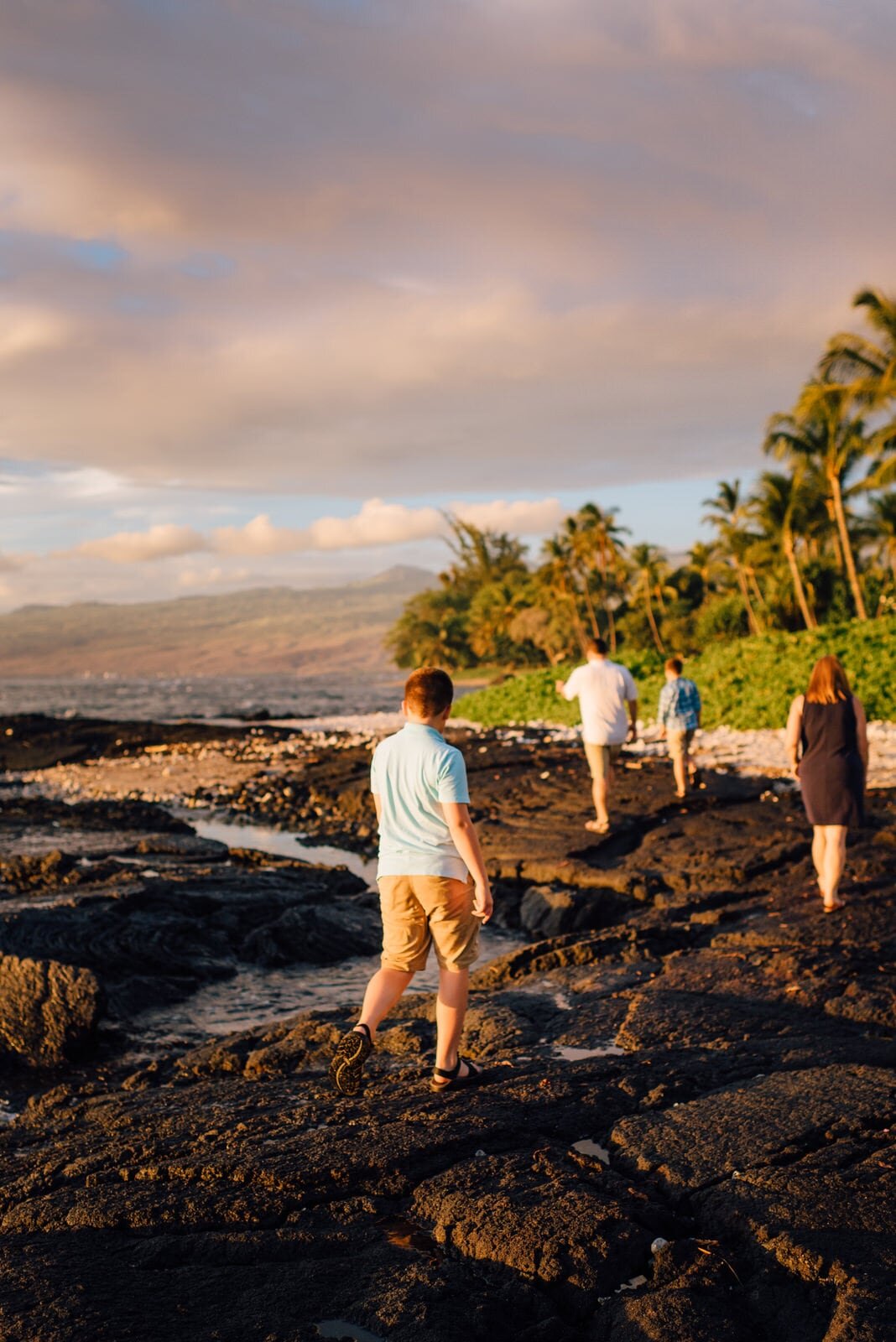 family-photography-hawaii-beach-sunset-13.jpg