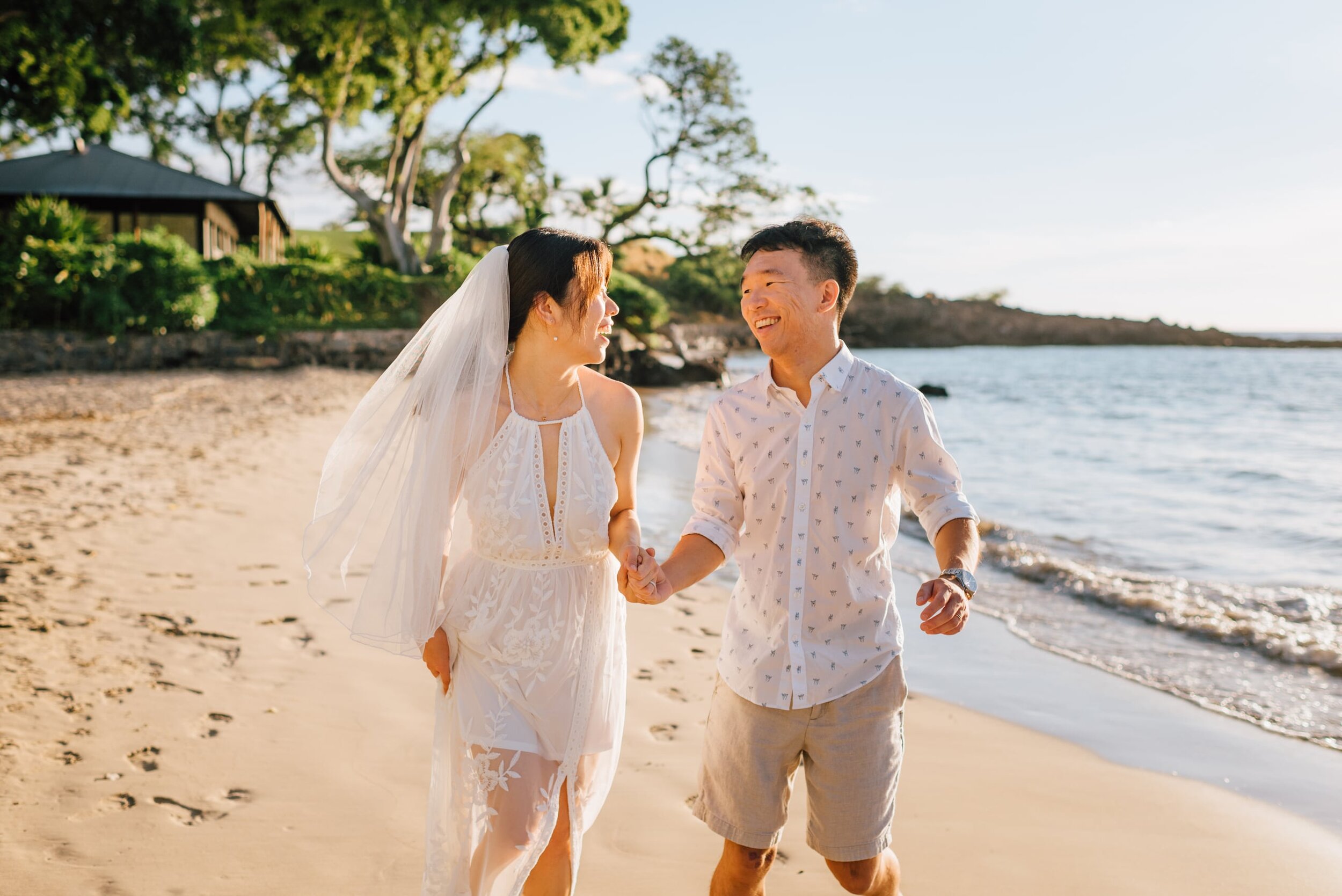 hawaii-engagement-photos-sunset-4.jpg