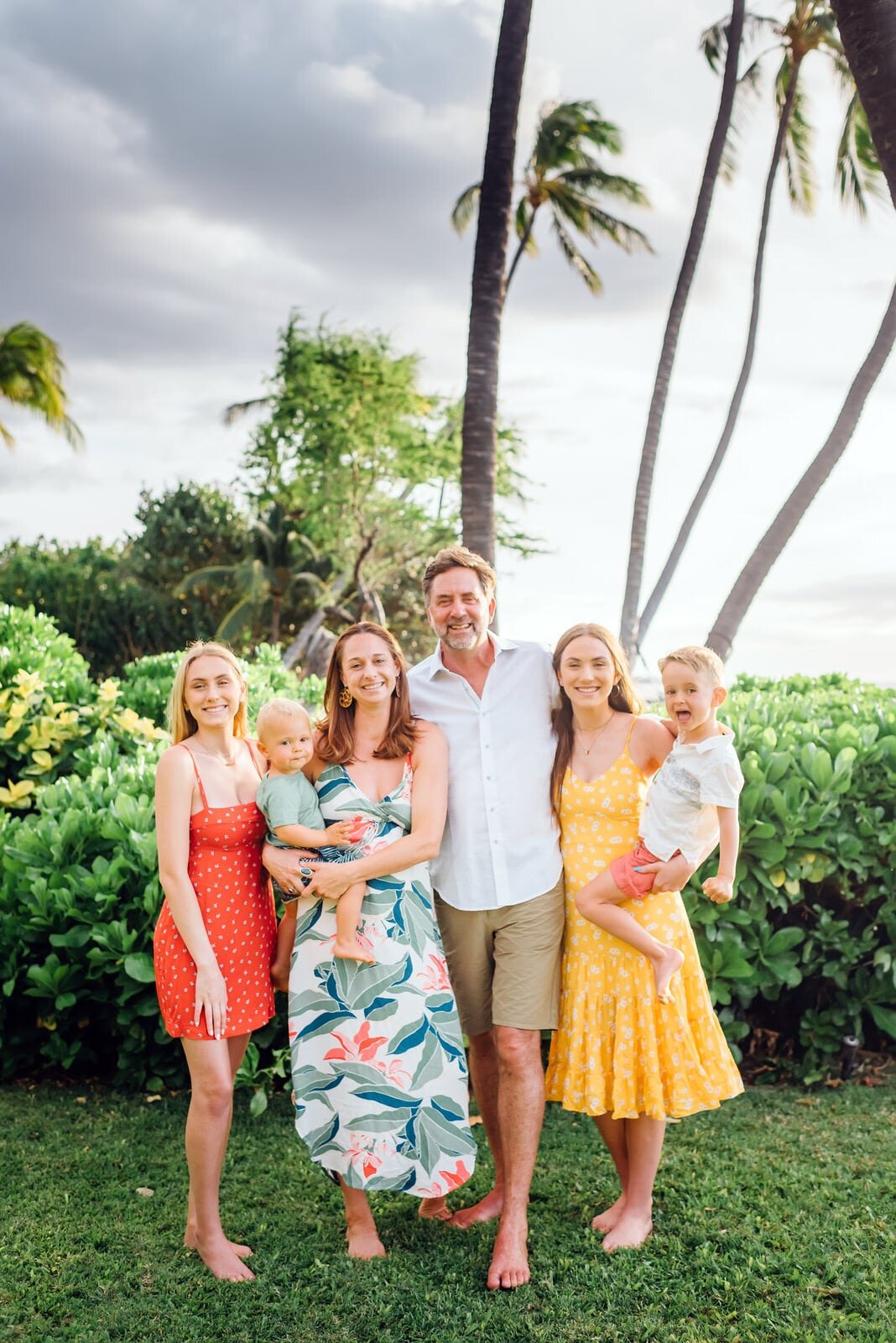 Hawaii-Family-Photographers-Beach-2.jpg