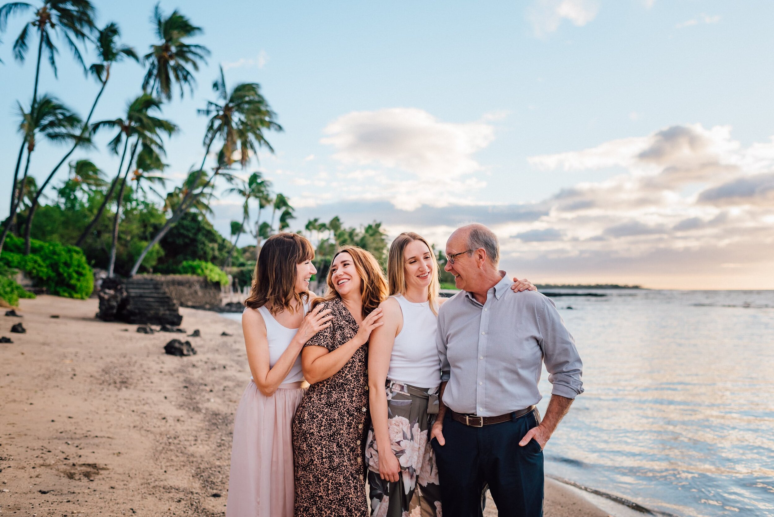 hawaii-photographers-family-beach-1.jpg