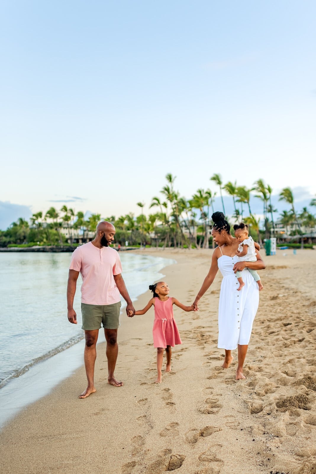 beautiful-black-family-hawaii-vacation-photographers-10.jpg