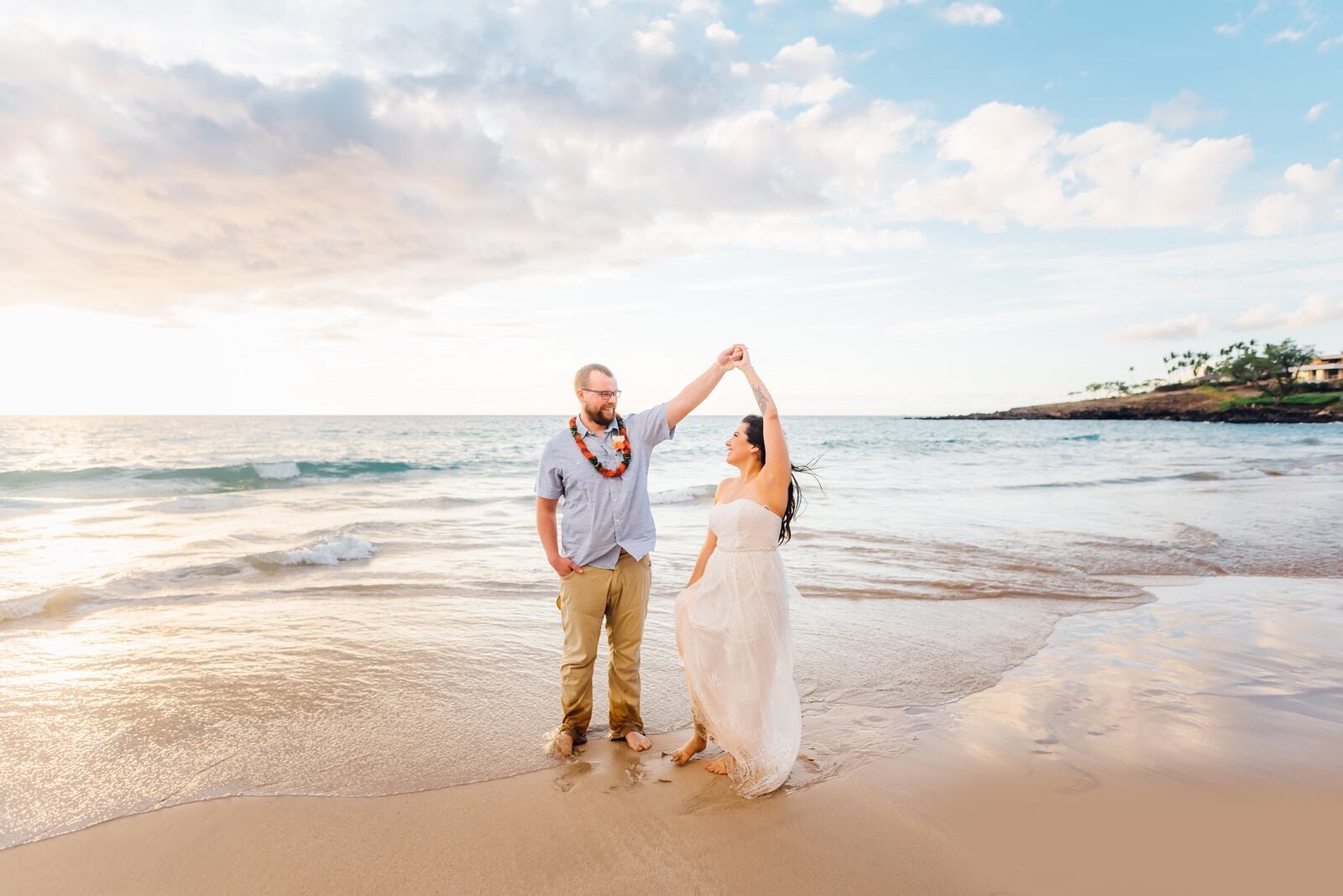covid-wedding-reschedule-hawaii-honeymoon-photographers-15.jpg
