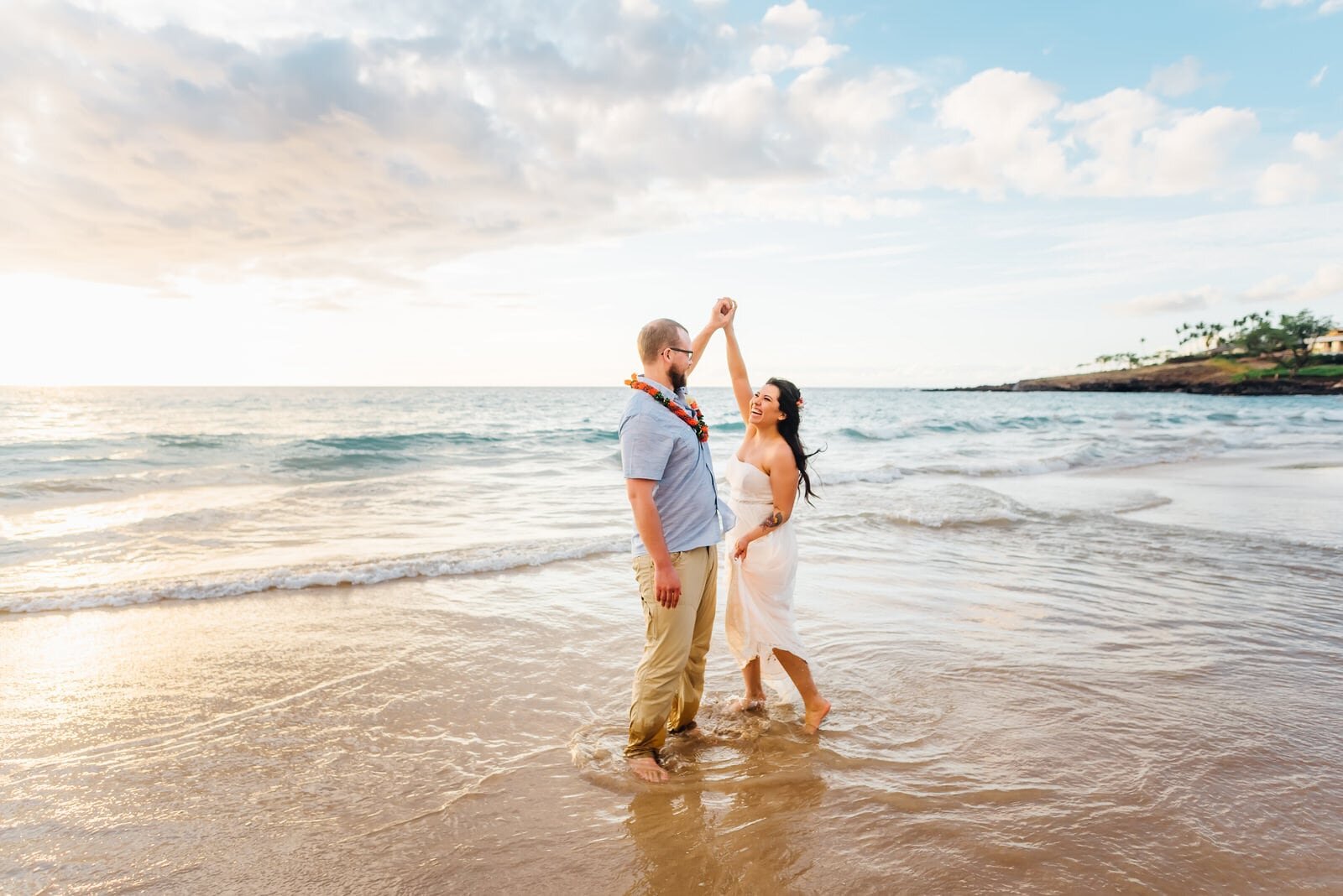 covid-wedding-reschedule-hawaii-honeymoon-photographers-18.jpg