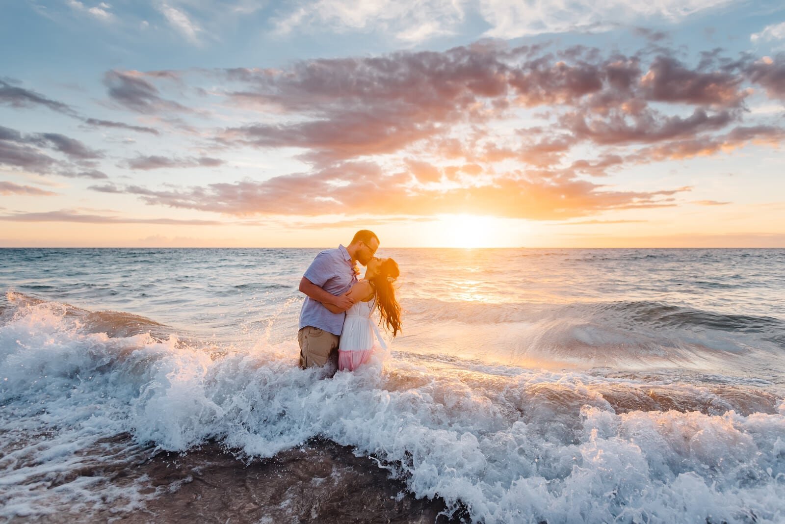 covid-wedding-reschedule-hawaii-honeymoon-photographers-29.jpg