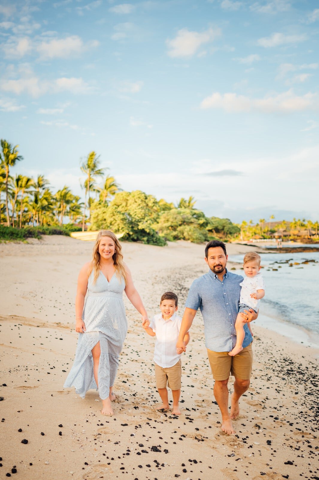 family-reunion-hawaii-vacation-covid-kona-photographers-5.jpg