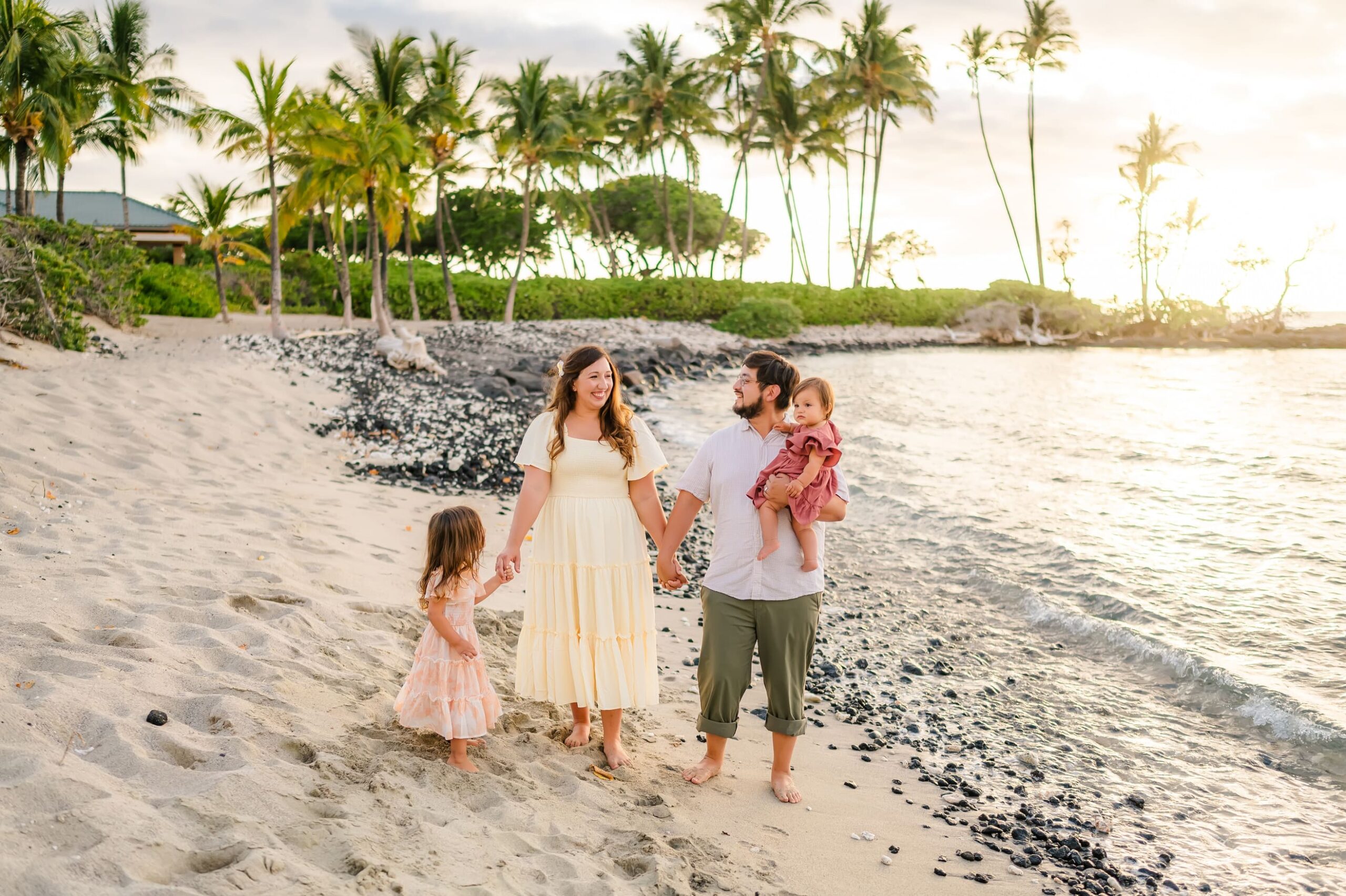 Hawaii Photographer: Funny Poses for Pictures with Friends - Professional  Family & Couple Photographers Hawaii
