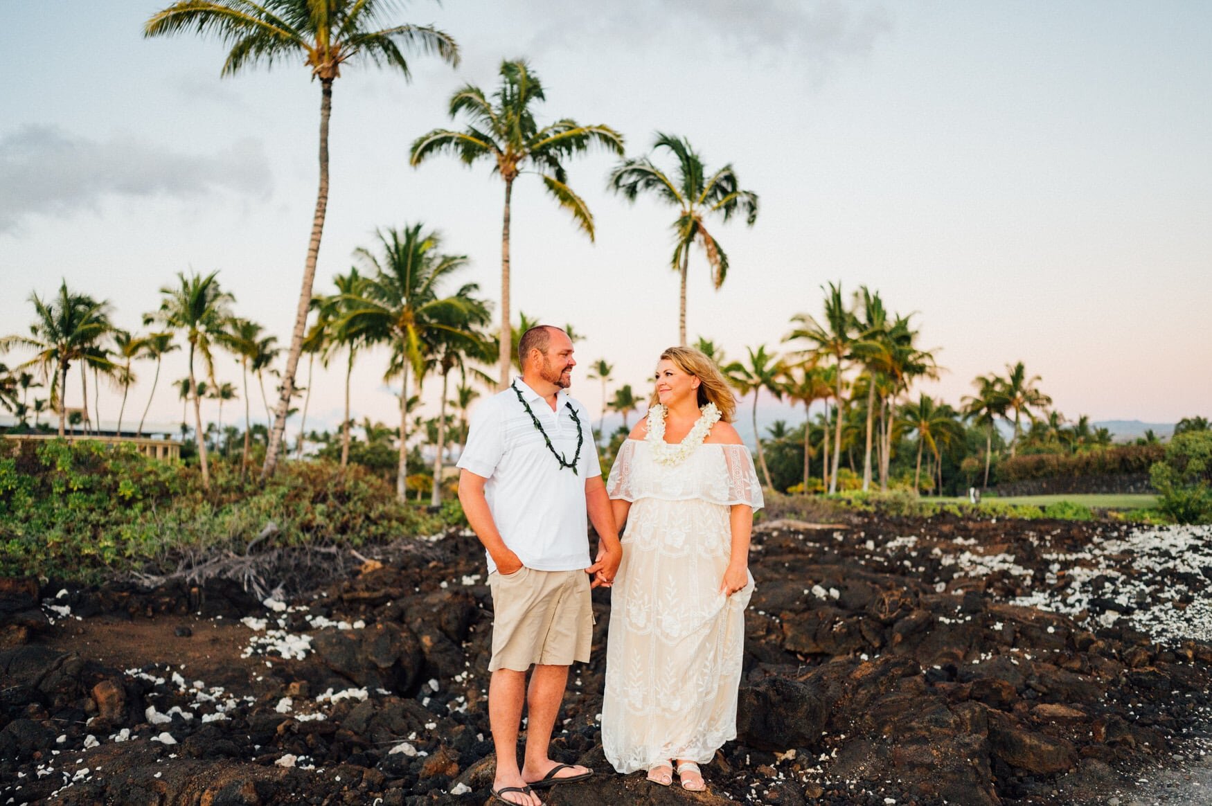 kona-vow-renewal-photographers-family-sunset-hawaii-37.jpg