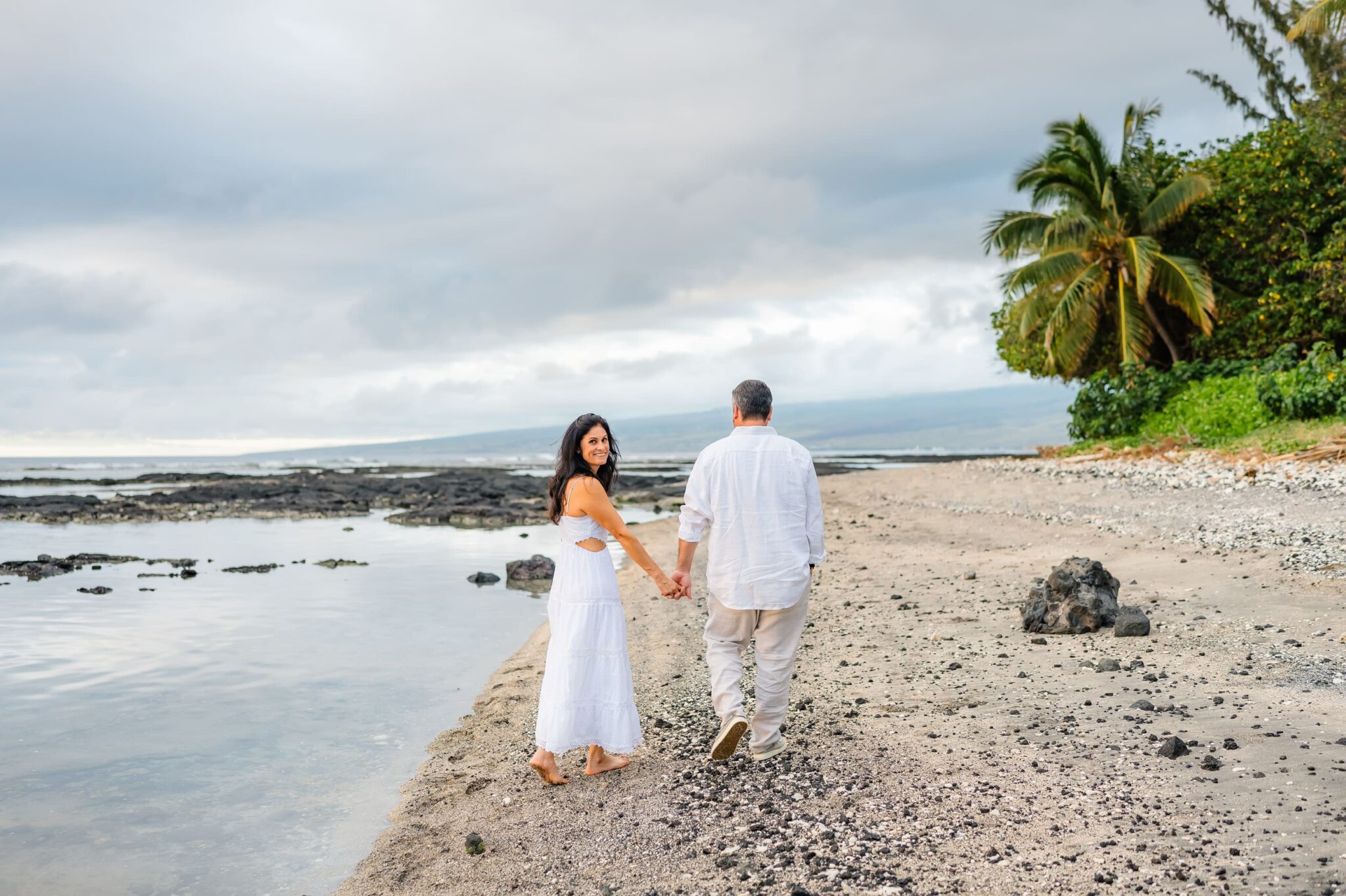 Big Island Couples Photographers - Lava Rock Beach - Hawaii ...