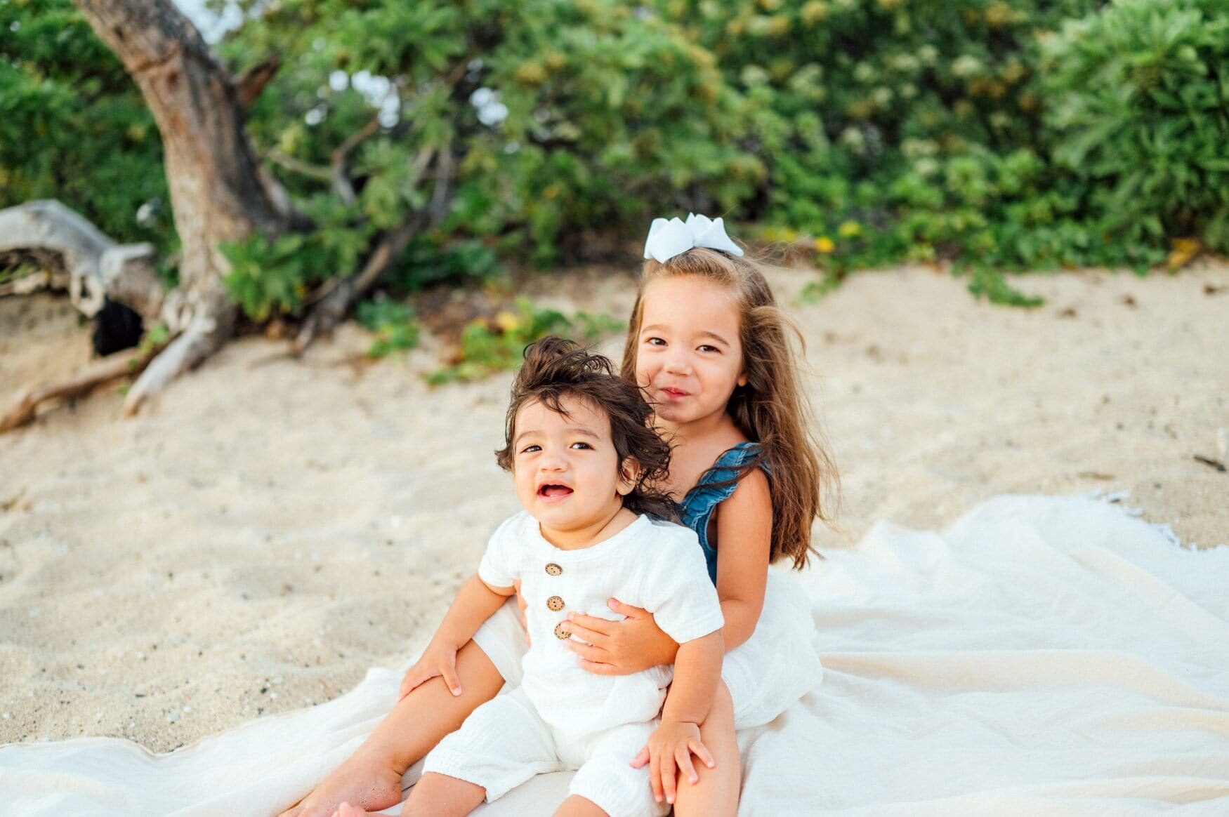 kona-beach-family-photographers-mixed-vacation-13.jpg