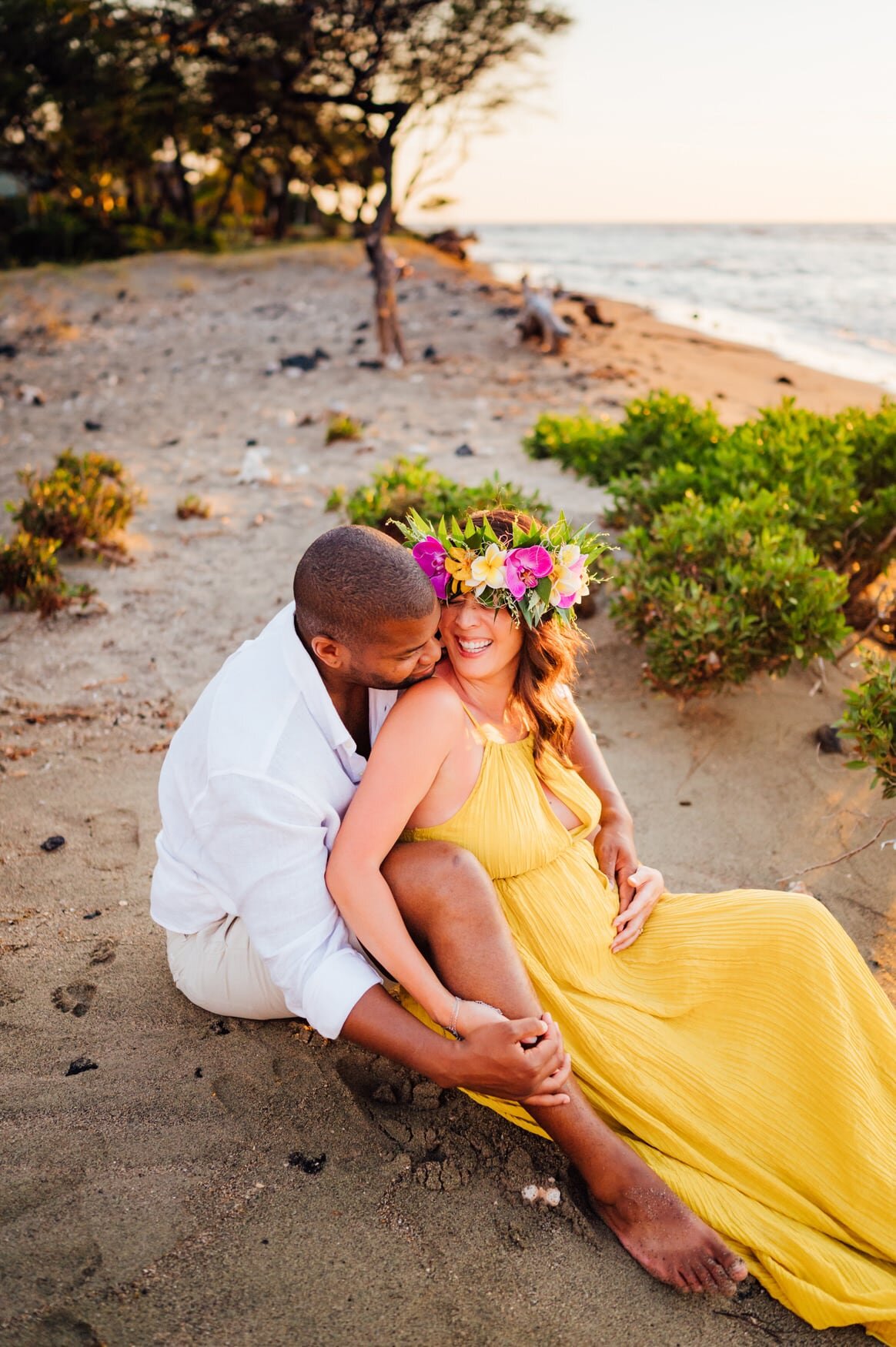 hawaii-maternity-photographers-haku-yellow-dress-19.jpg