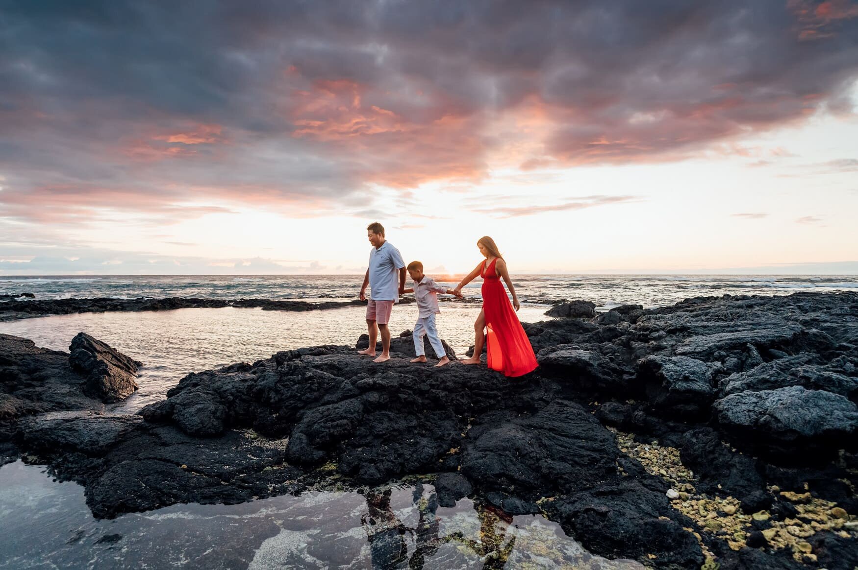 lava-rock-hawaii-family-photographers-kona-21.jpg