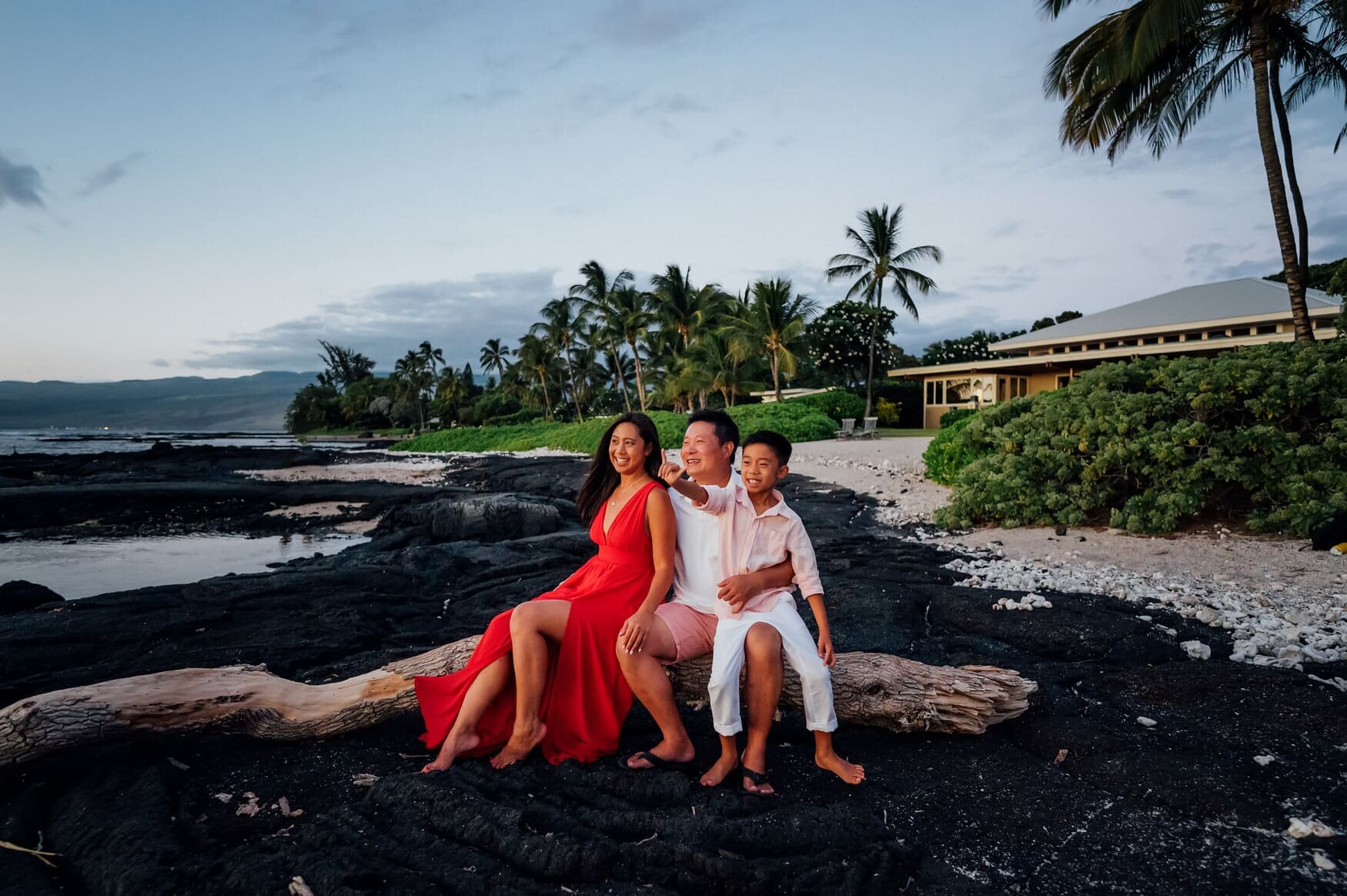 lava-rock-hawaii-family-photographers-kona-29.jpg