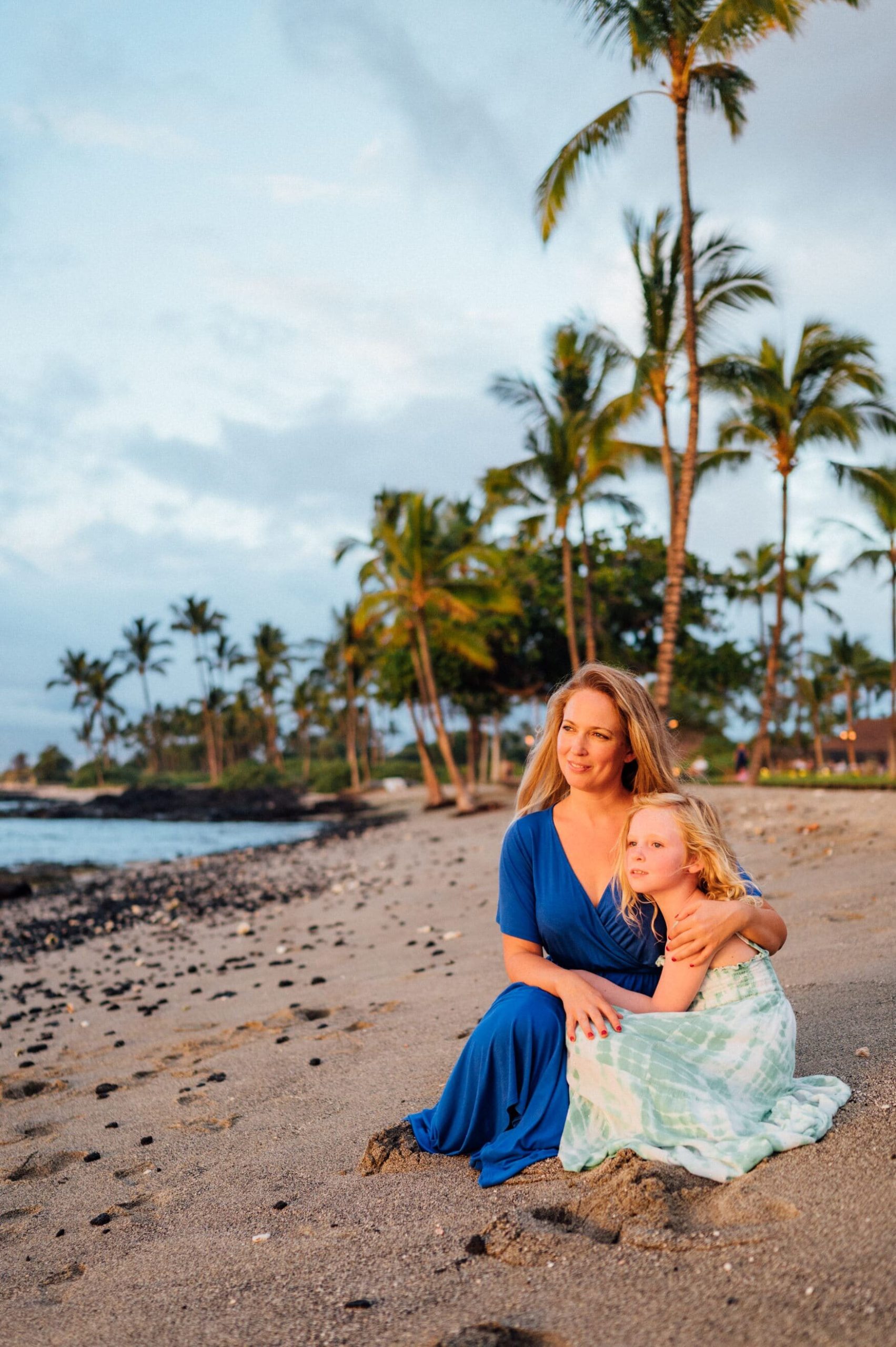 mother-daughter-photo-session-beach-20.jpg