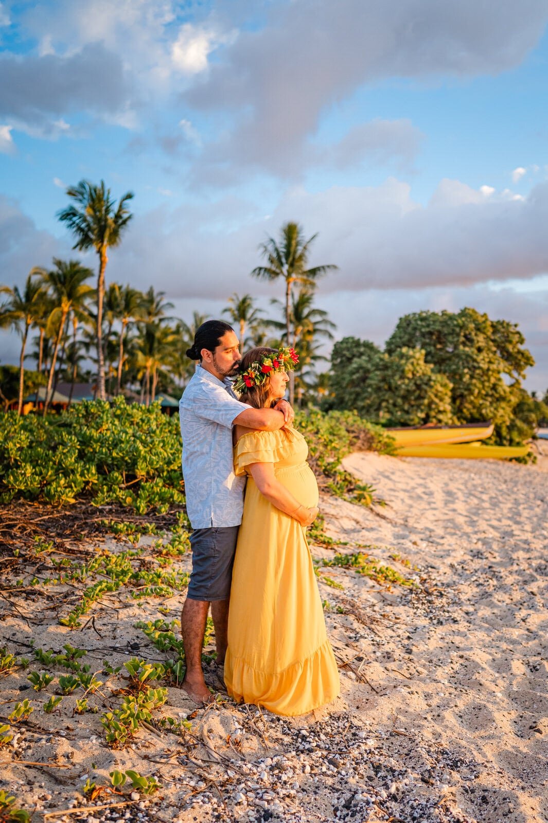 hawaii-maternity-photographers-flower-crown-sunset-hawaii-19.jpg