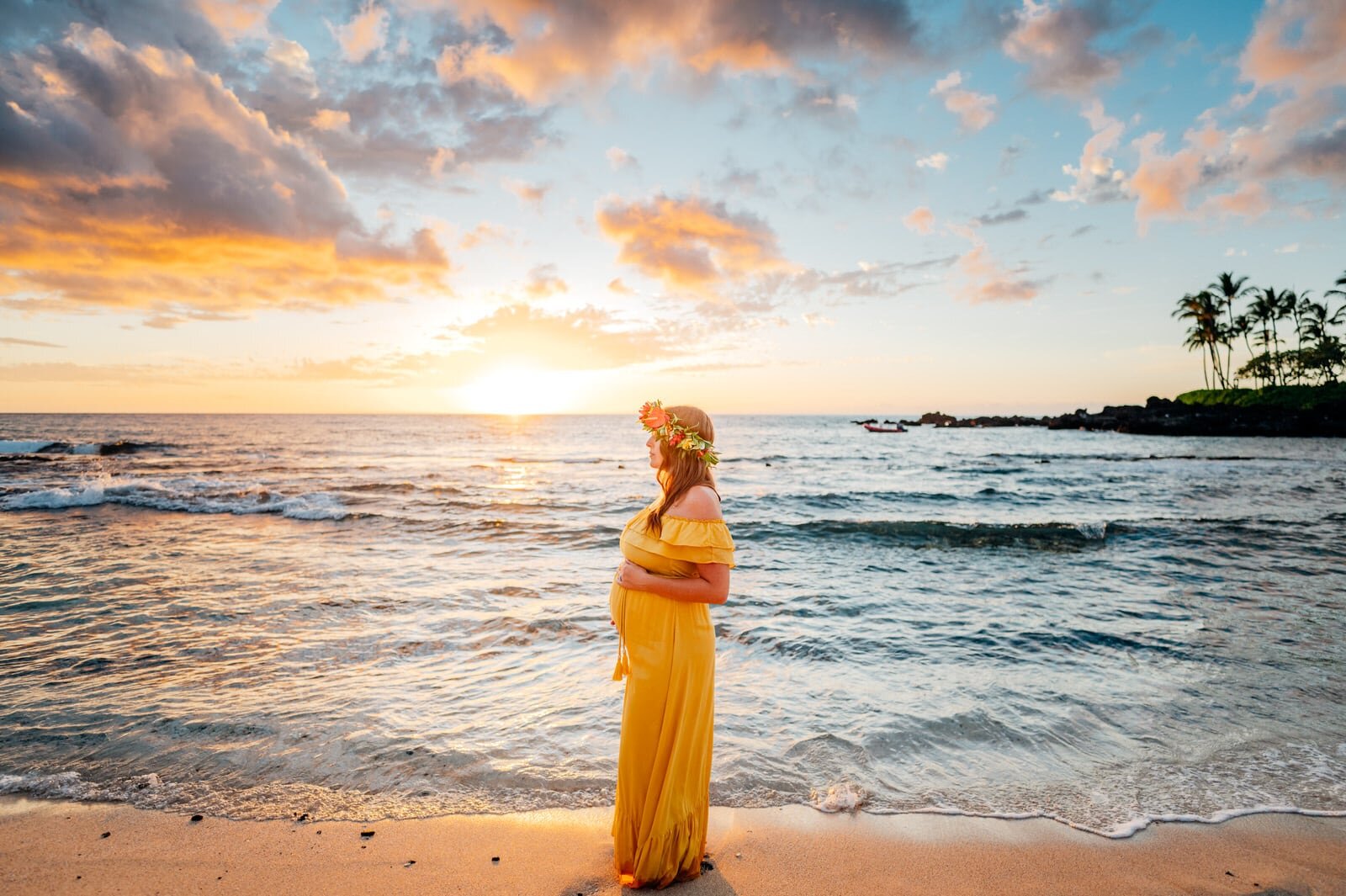 hawaii-maternity-photographers-flower-crown-sunset-hawaii-29.jpg