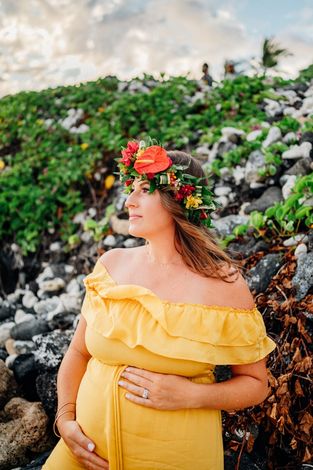 hawaii-maternity-photographers-flower-crown-sunset-hawaii-7.jpg