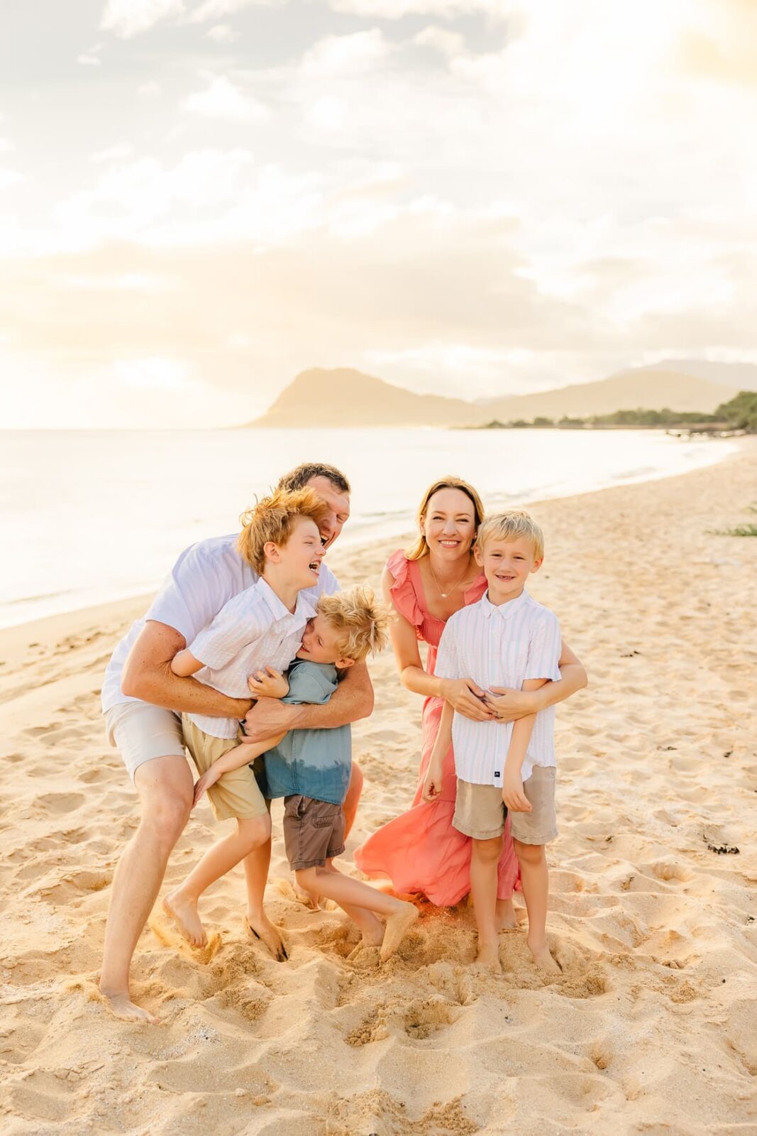 Family beach picture outfits - Hawaii Extended Family Photo Session ...